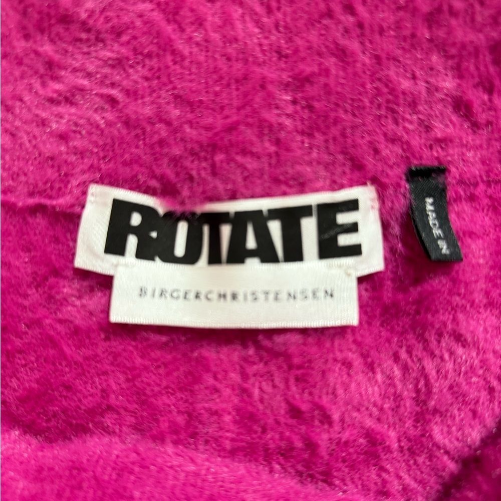 Sold  - Picture 3 of 4